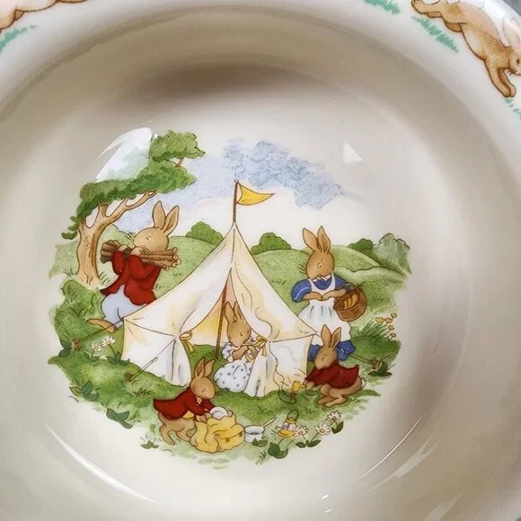 Royal Doulton Bunnykins Baby Bowl and 2 Handled Mug Set Earthenware Cream - Picture 6 of 11